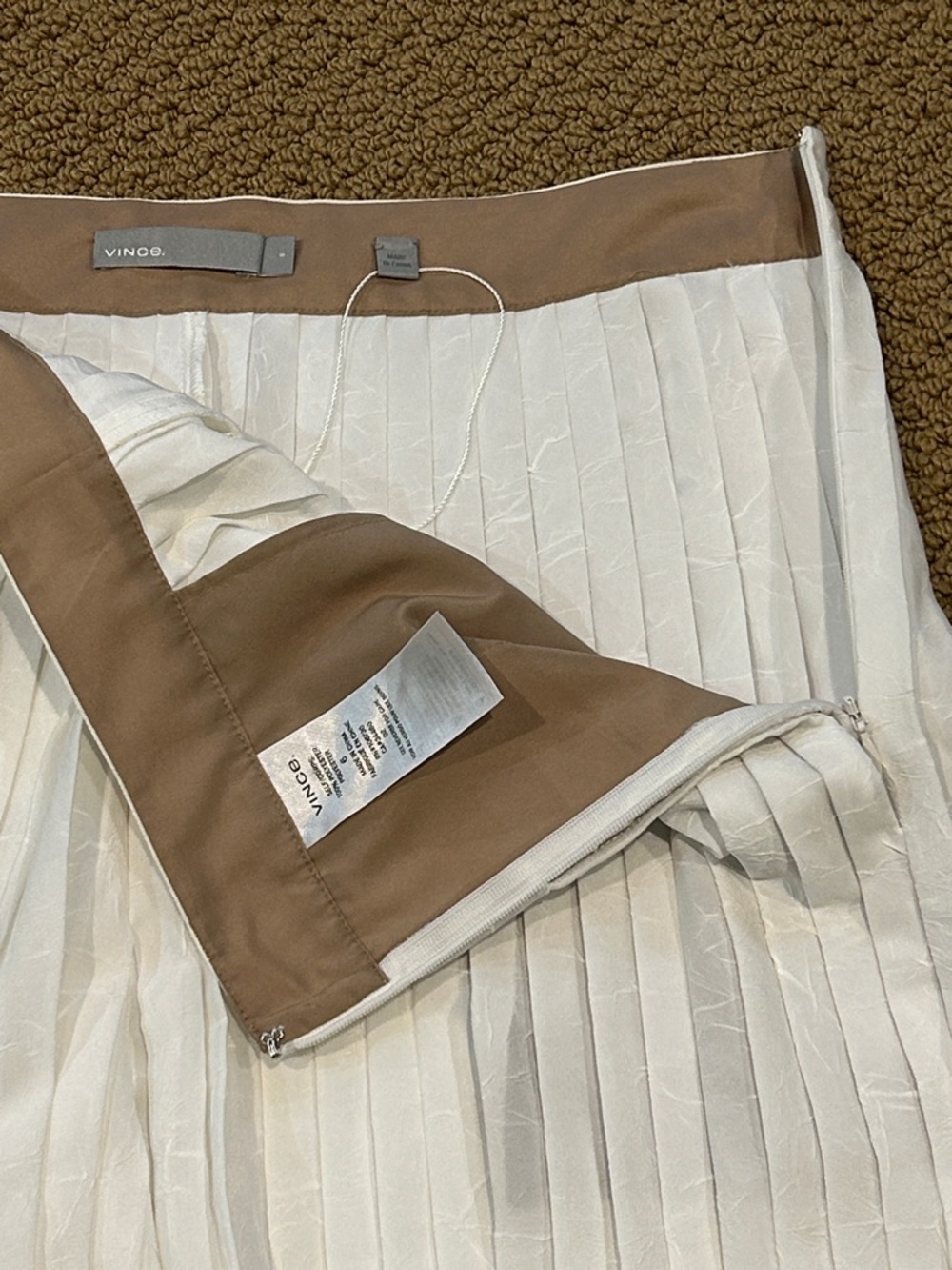 Vince Accordion Pleat Textured Culotte Pants size 6 Ivory Cream - Picture 5 of 16
